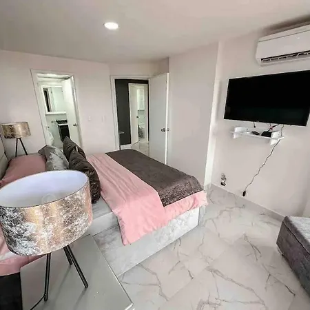 Moderno Frente Al Mar En Apartamento Cartagena