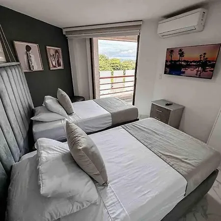Moderno Frente Al Mar En Apartamento *